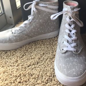 High-rise Vans!! Size 8.5.